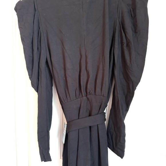 Express Black Cotton Long Sleeved Jumpsuit. NWT. Structured Shoulders Small - Picture 5 of 6